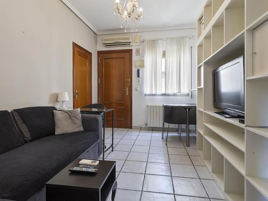 Apartamento A 10 Minutos De Atocha Appartement Madrid Buitenkant foto