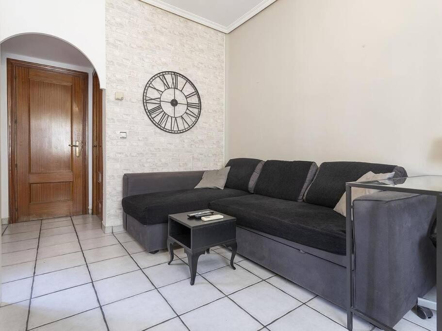 Apartamento A 10 Minutos De Atocha Appartement Madrid Buitenkant foto